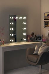 Hollywood Mirror 02